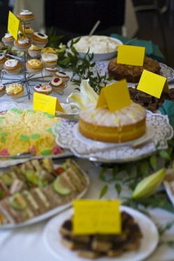 Many Cakes